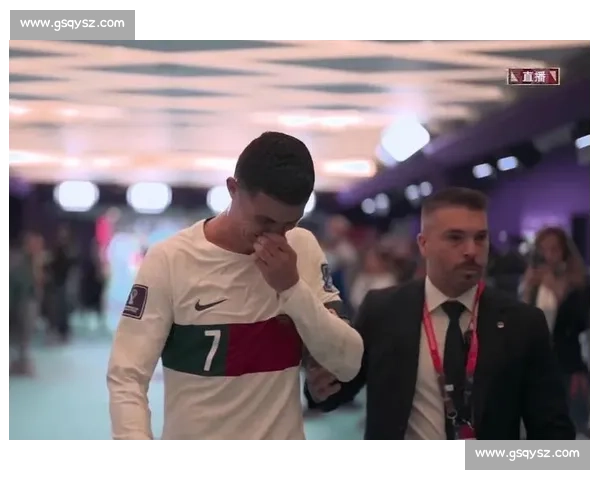 钢铁防线 + 10 次扑救！布努神扑定乾坤，门神复制 C 罗苦主时刻