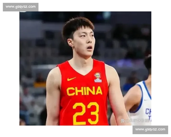 自律蓄力！胡明轩赴美特训缺席热身赛 专攻进攻顽疾